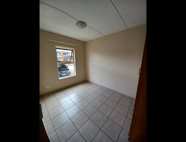 2 BEDROOM APARTMENT FOR SALE IN OLYMPUS AH